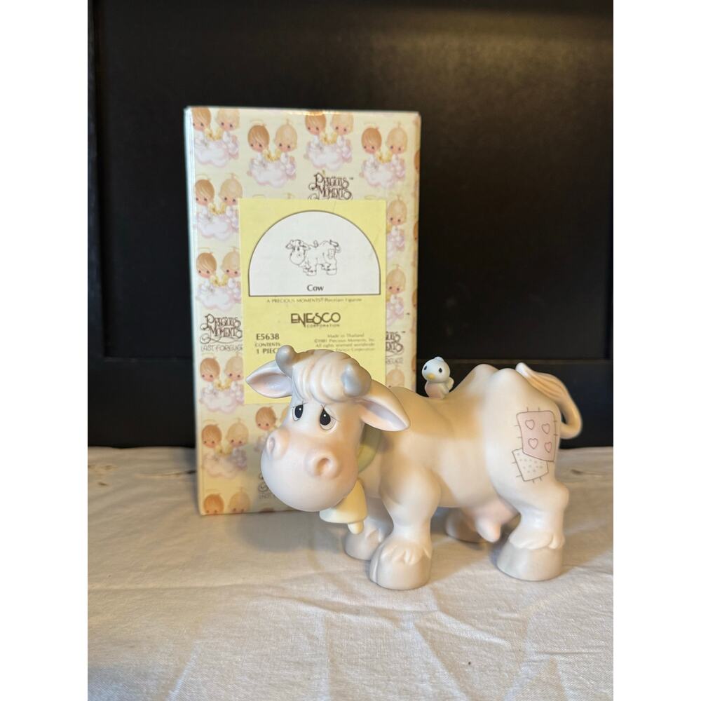 Vintage 1981 Precious Moments Cow Figurine E5638